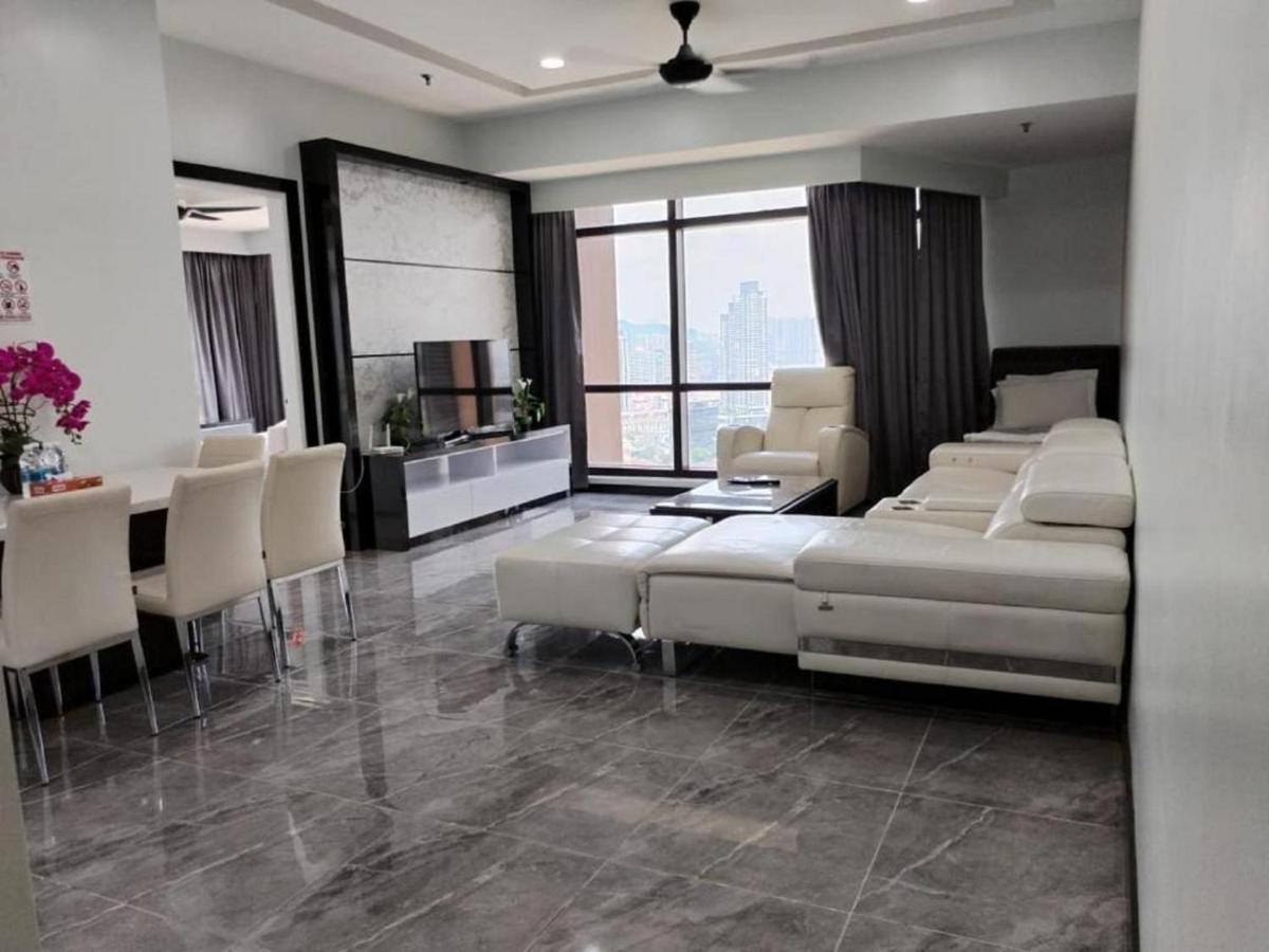Suites At Times Square Kl Куала-Лумпур Экстерьер фото